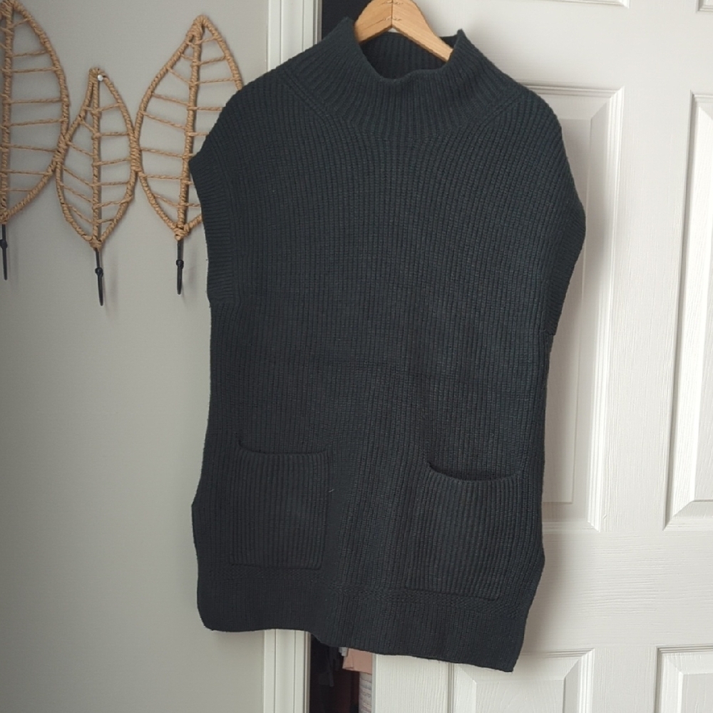 Women's Dark Green Sweater Vest